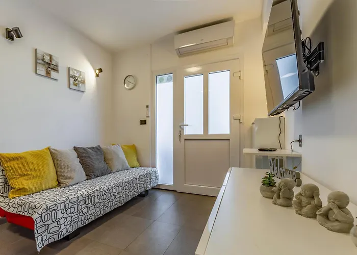 Mar Lejlighed Pjescana Uvala